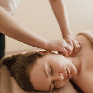 90 Minute Prenatal or Postpartum Massage